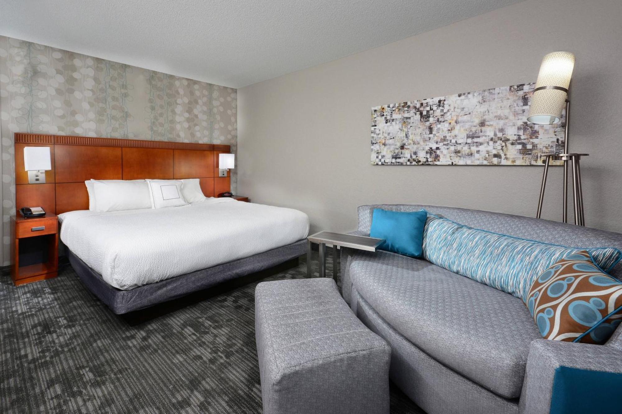 Courtyard Danville Bagian luar foto