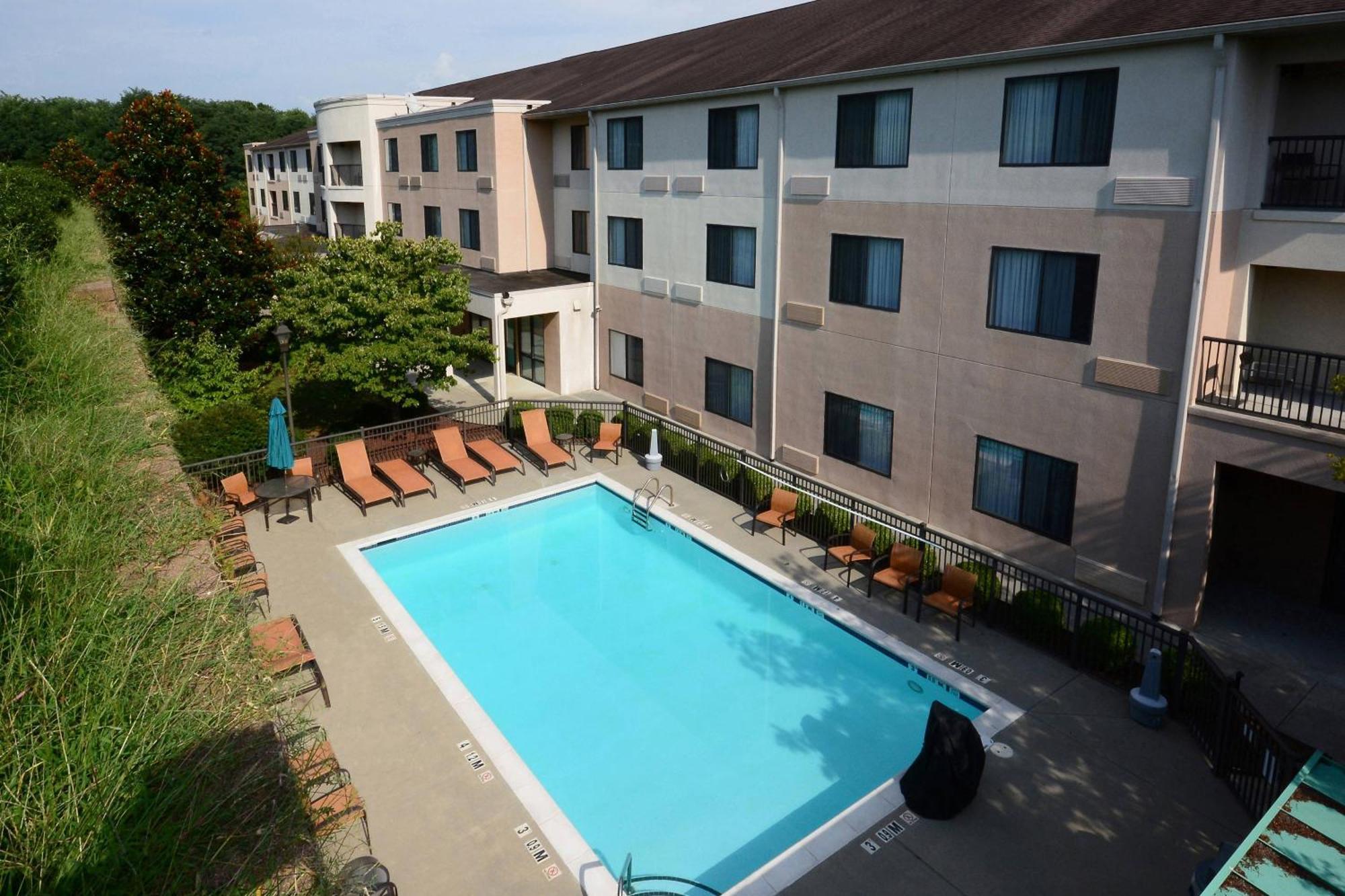 Courtyard Danville Bagian luar foto